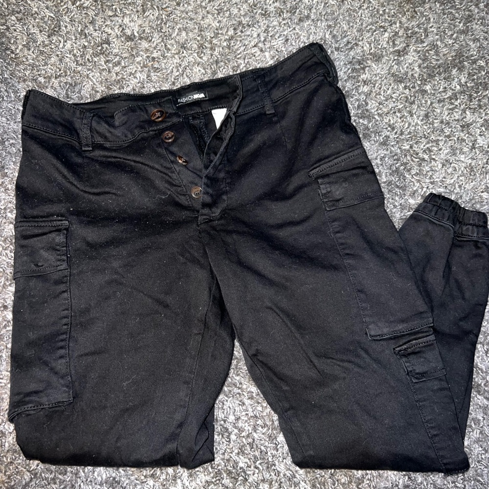 Black cargo joggers